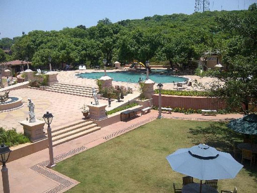 Mahābaleshwar Evershine Resort & Spa מראה חיצוני תמונה
