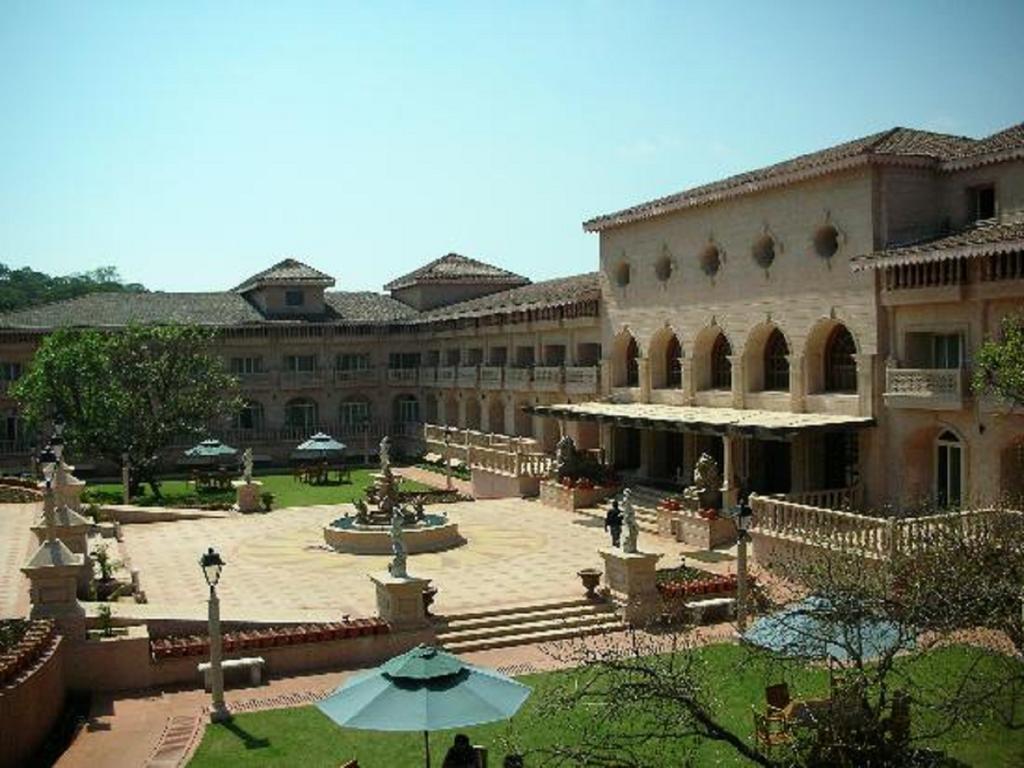 Mahābaleshwar Evershine Resort & Spa מראה חיצוני תמונה